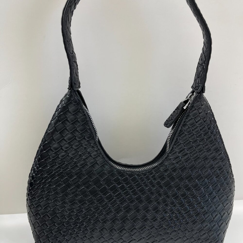 Woven Textured Shoulder Bag in Black - Picture 7 of 11